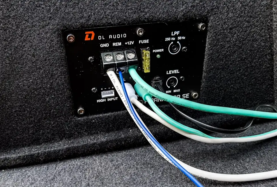 Complex wiring loom for a high-end audio build